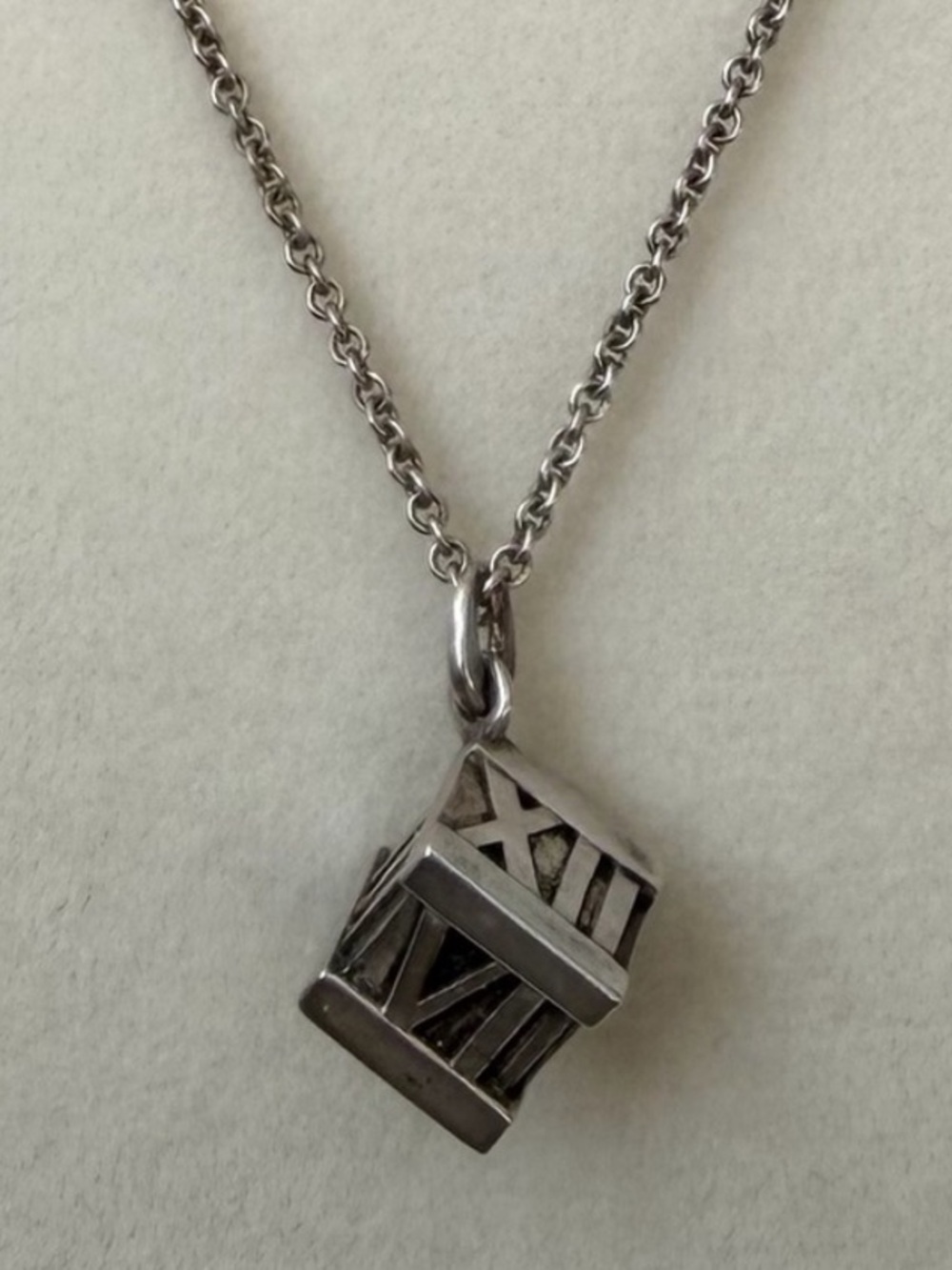 Vintage Tiffany & Co. 925 Silver Atlas Pendant Necklace in box and dustbag - Picture 9 of 9